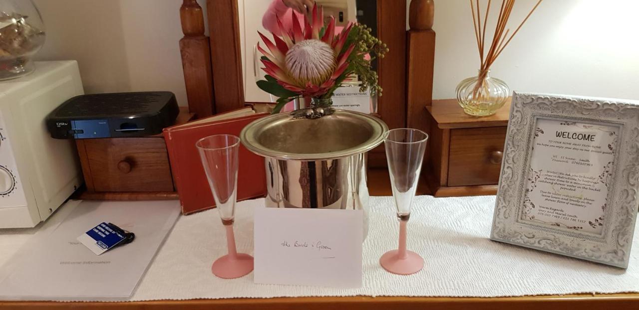 بلدة سيمون Papillon Guest Suite المظهر الخارجي الصورة