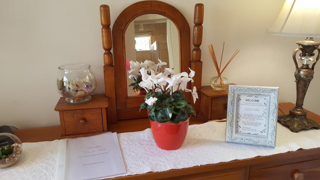 بلدة سيمون Papillon Guest Suite المظهر الخارجي الصورة